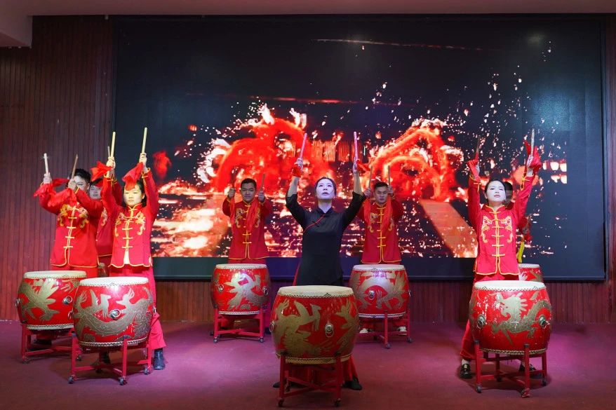 歲末盛典 揚(yáng)帆啟航 | 2024年湘聯(lián)電纜年會(huì)圓滿舉行！